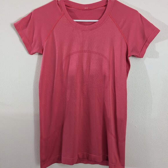 Lululemon swiftly tech size 8 Color: lip gloss pink - Picture 1 of 5